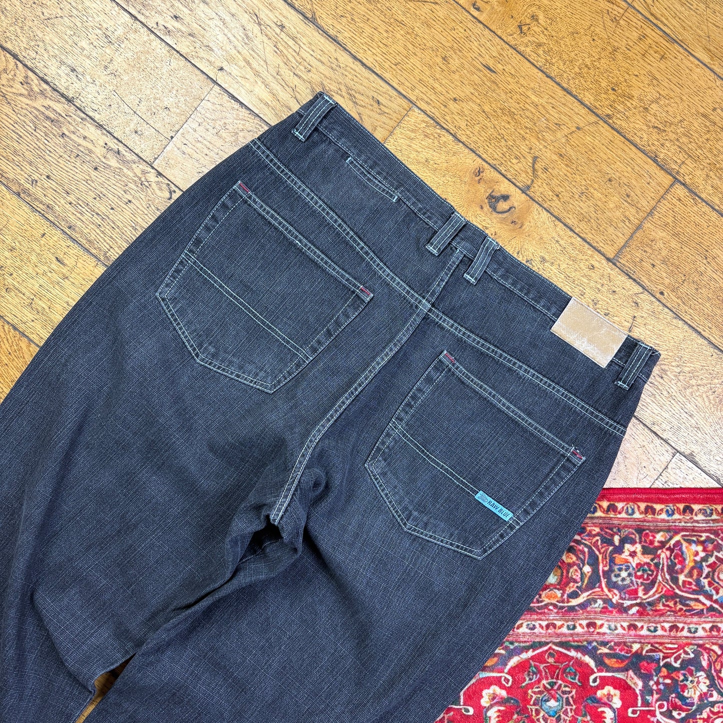 Vintage Grey Embroidered Y2K Hip Hop Baggy Jeans - 42
