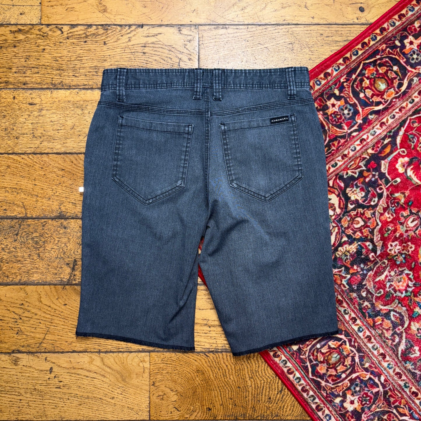 Vintage Oakley Grey Embroidered Slim Shorts Jorts - 31