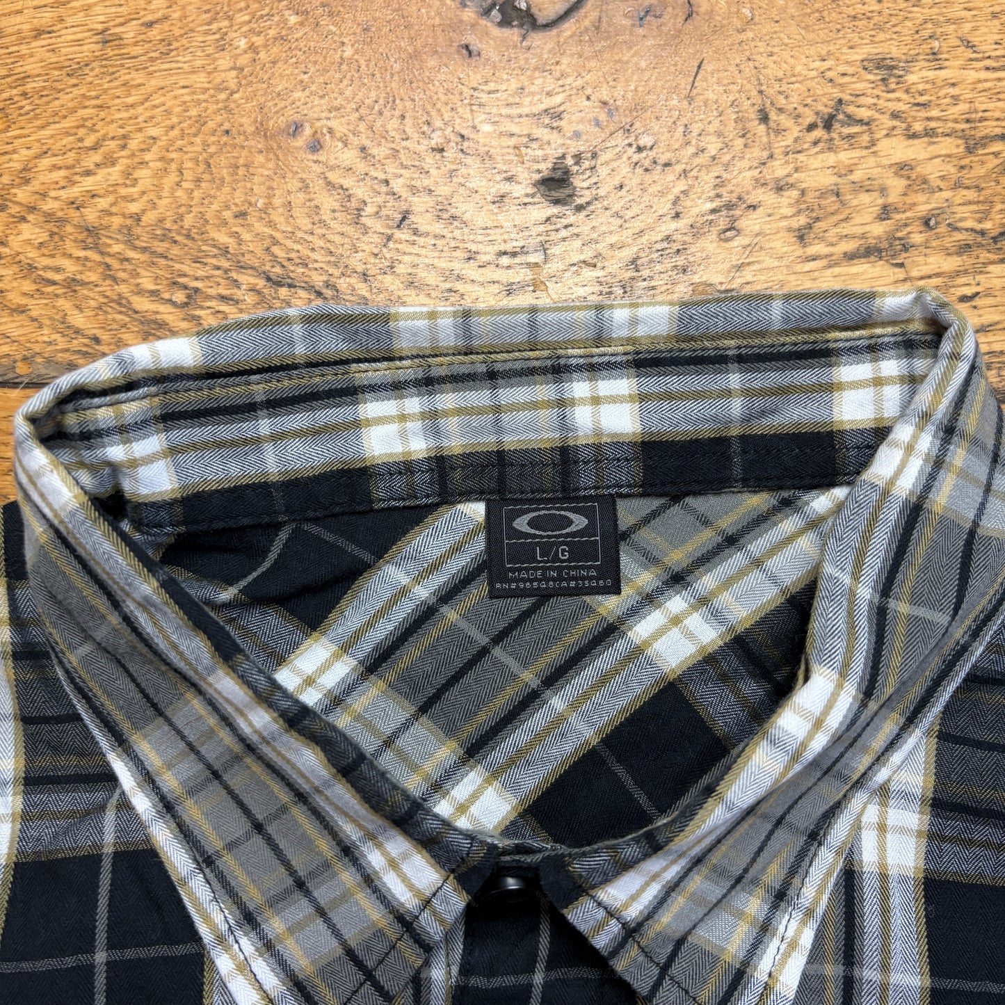Vintage Oakley Embroidered Black Grey Check Shirt - L