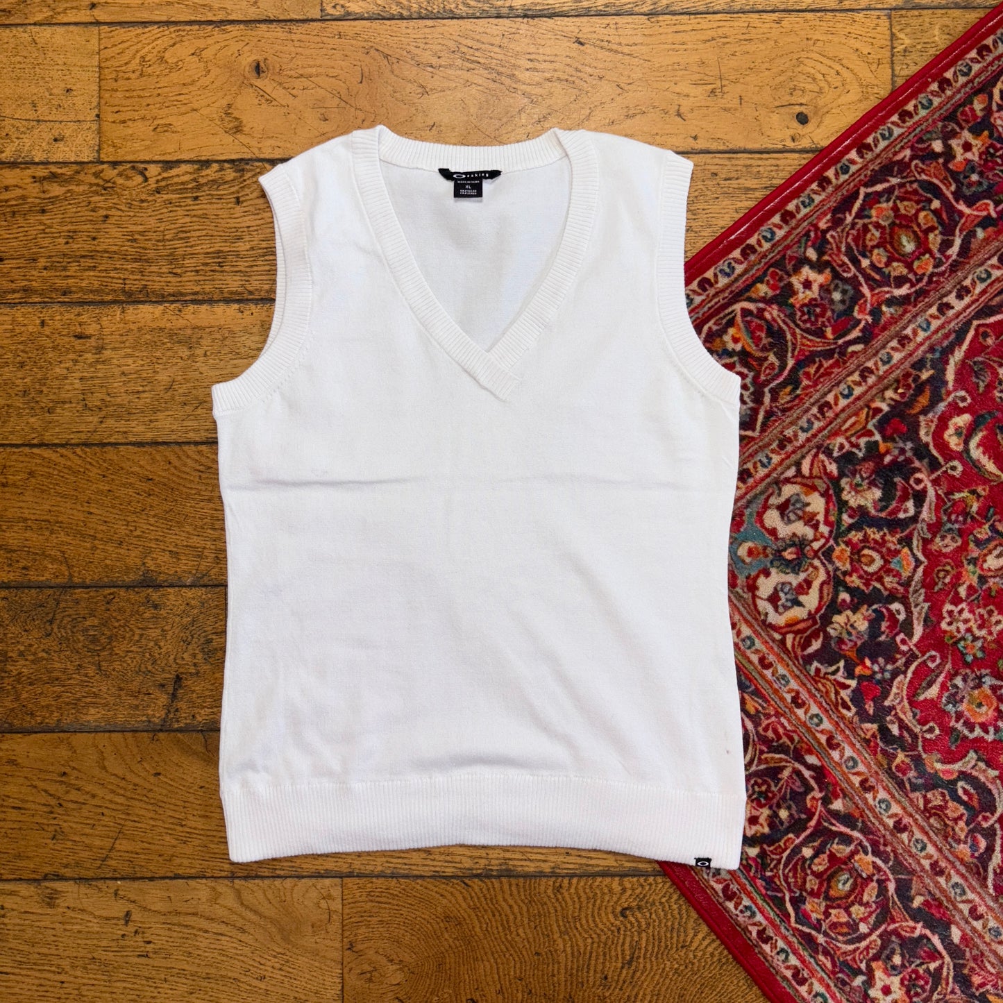 Vintage Oakley White Womens Knit Sweater Vest Jumper - S
