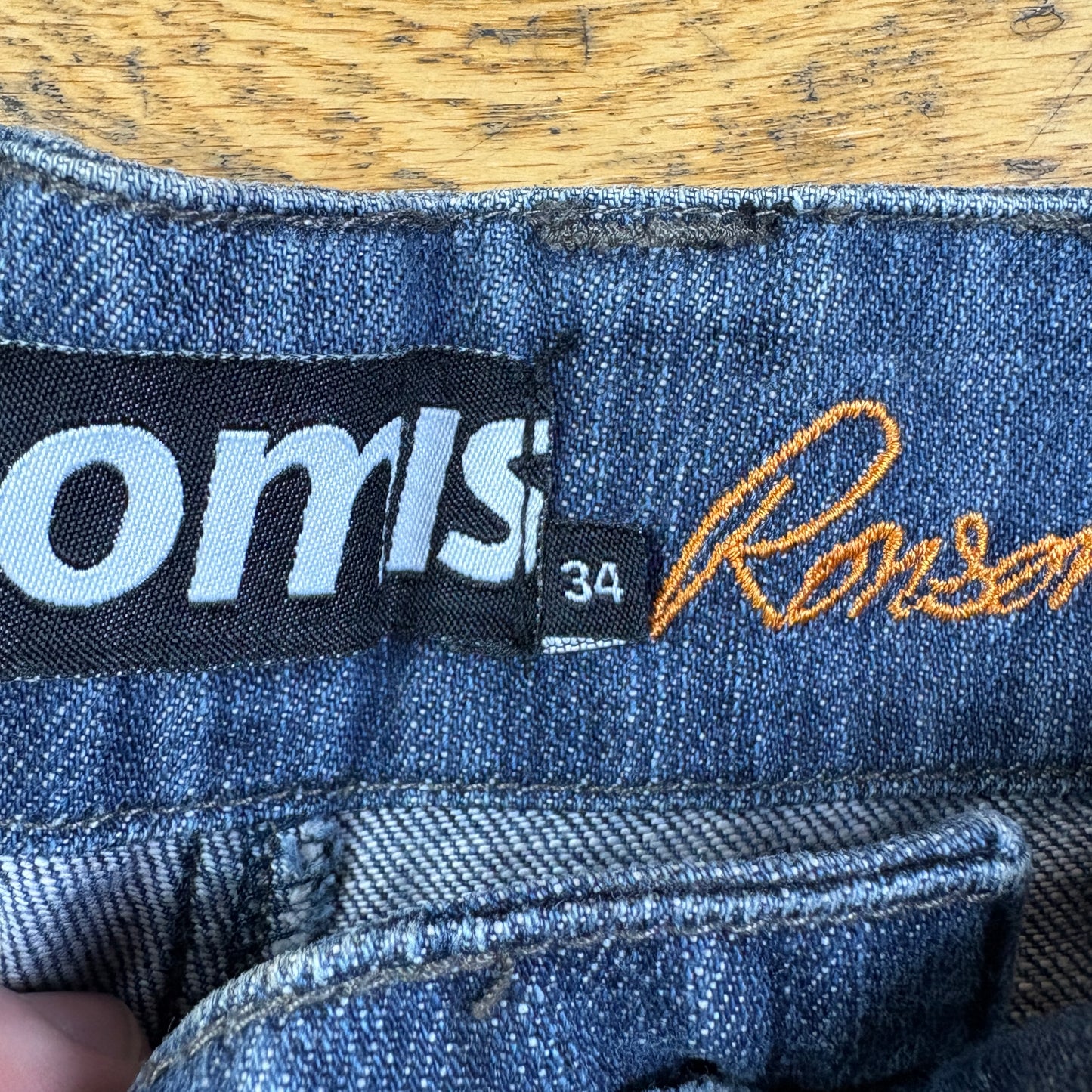 Vintage Blue Embroidered Y2K Hip Hop Baggy Jeans - 36