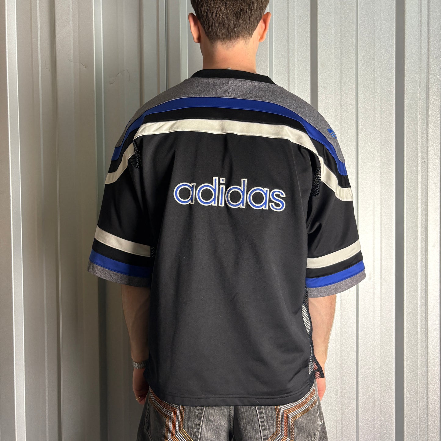 Vintage 90s Adidas Black Zip Embroidered Boxy T-Shirt - M