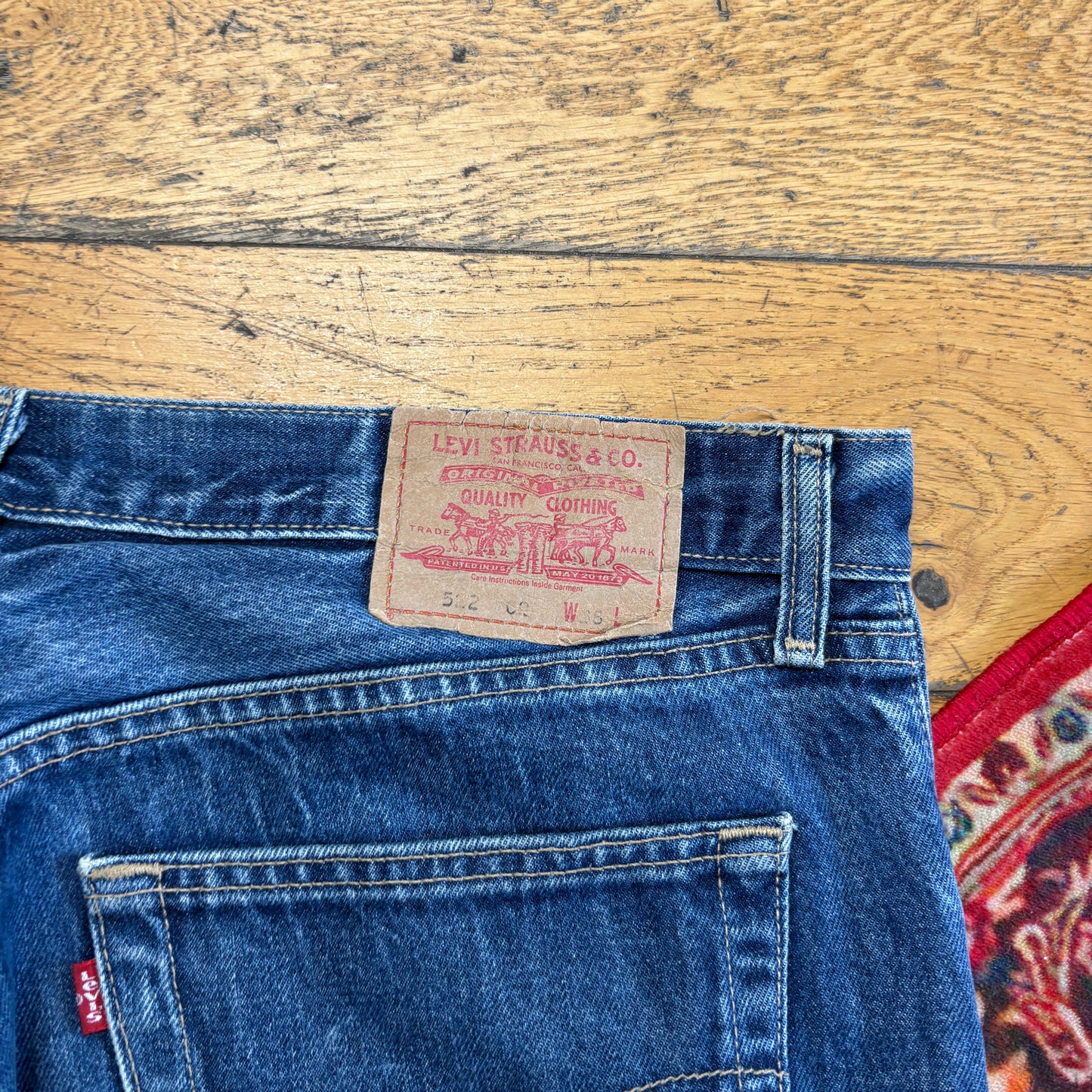 Vintage Levis 522 Slim Blue Denim Jeans - 38R