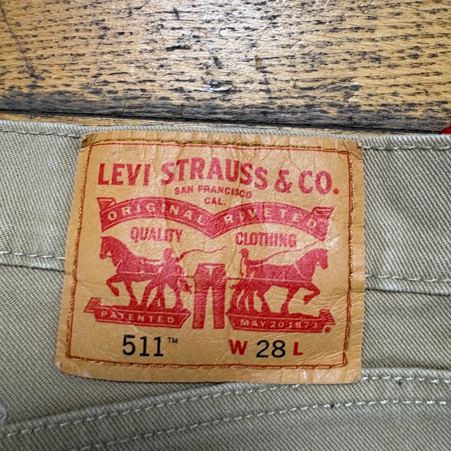 Vintage Levis 511 Slim Cream Denim Shorts - 28