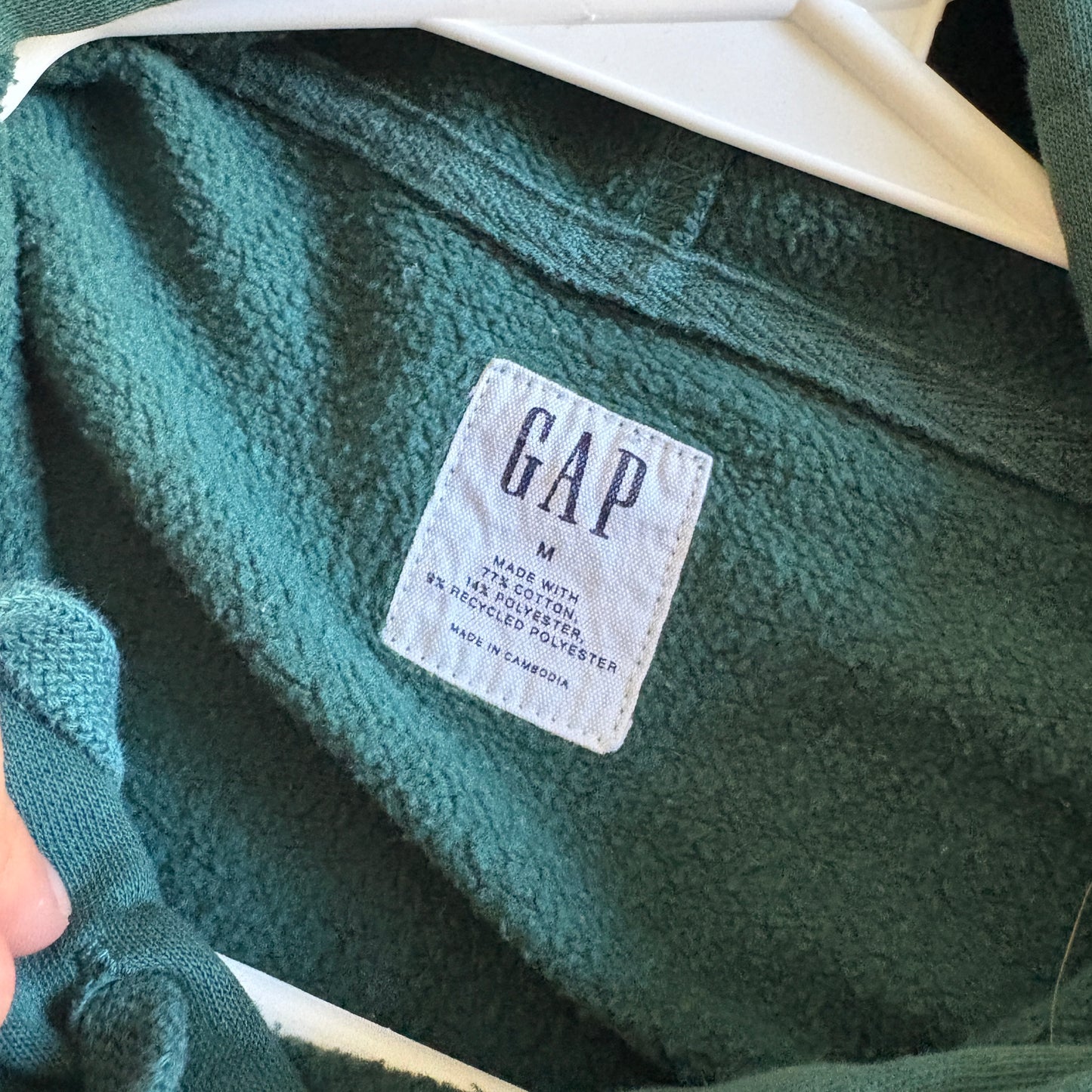 Vintage Gap Green Spellout Embroidered Hoodie Sweatshirt - M