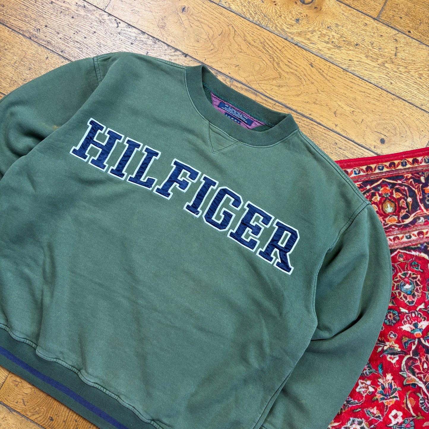 Vintage Tommy Hilfiger Green Boxy Embroidered Sweatshirt - XL
