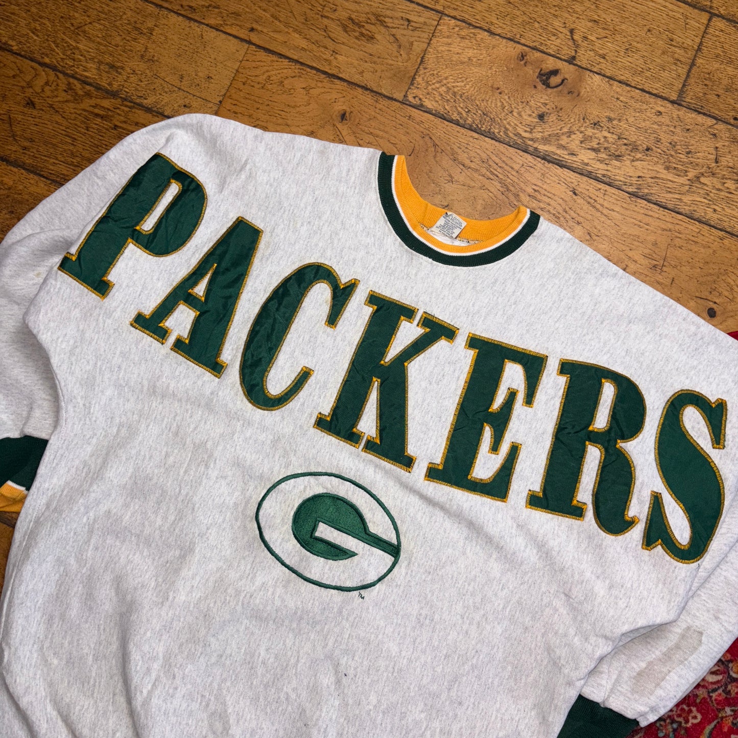 Vintage 90s NFL Packers Grey Embroidered Sweatshirt - L