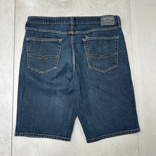 Vintage Levis Blue Baggy Denim Shorts - 36