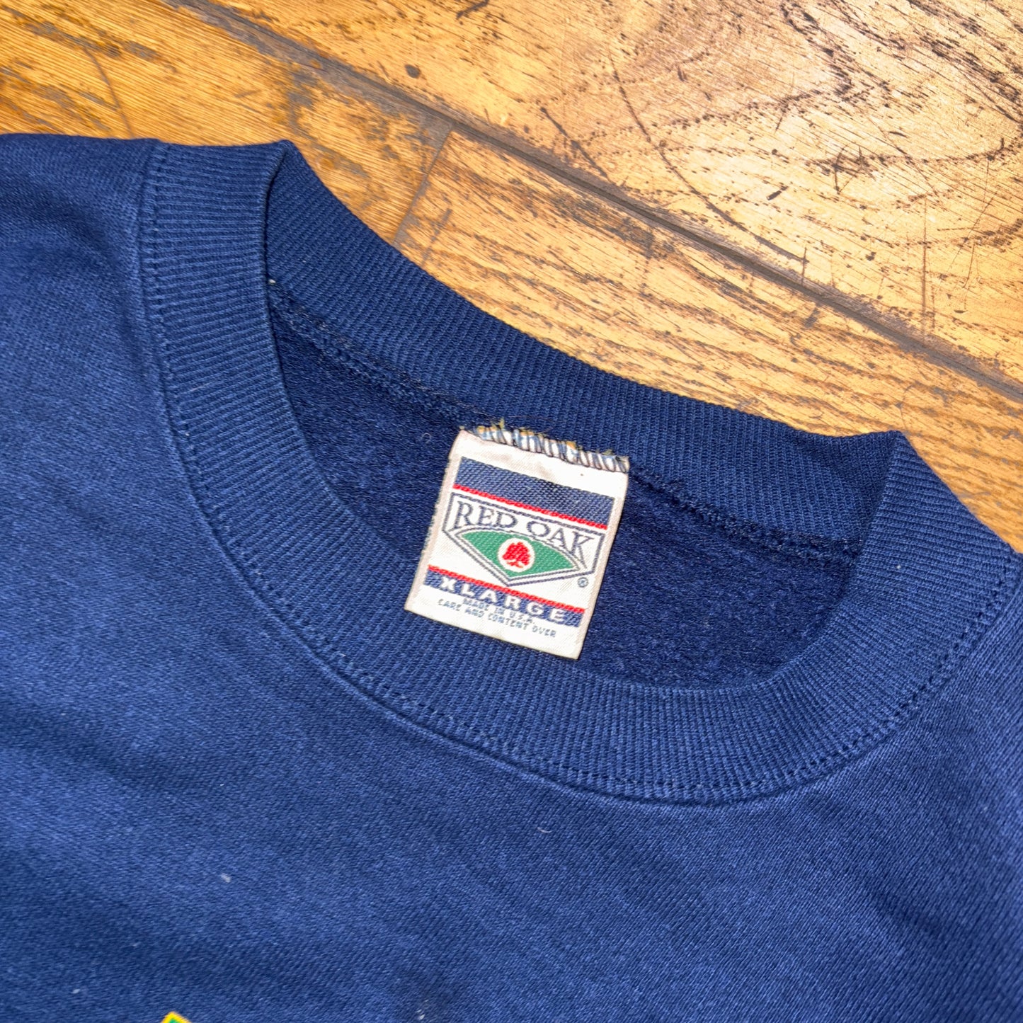 Vintage 90s Notre Dame Fighting Irish USA College Navy Graphic Sweatshirt - XL