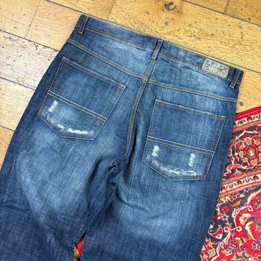 Vintage Blue Embroidered Y2K Hip Hop Baggy Jeans - 38