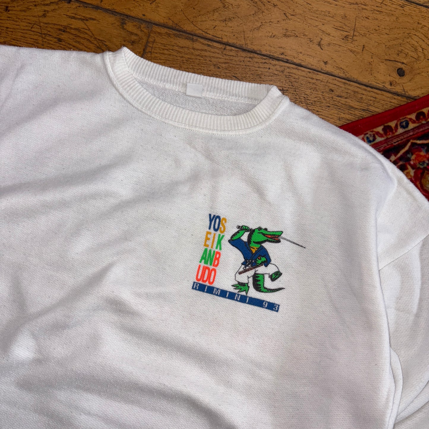 Vintage 1996 Crocodile Graphic Funny Martial Arts White Sweatshirt -