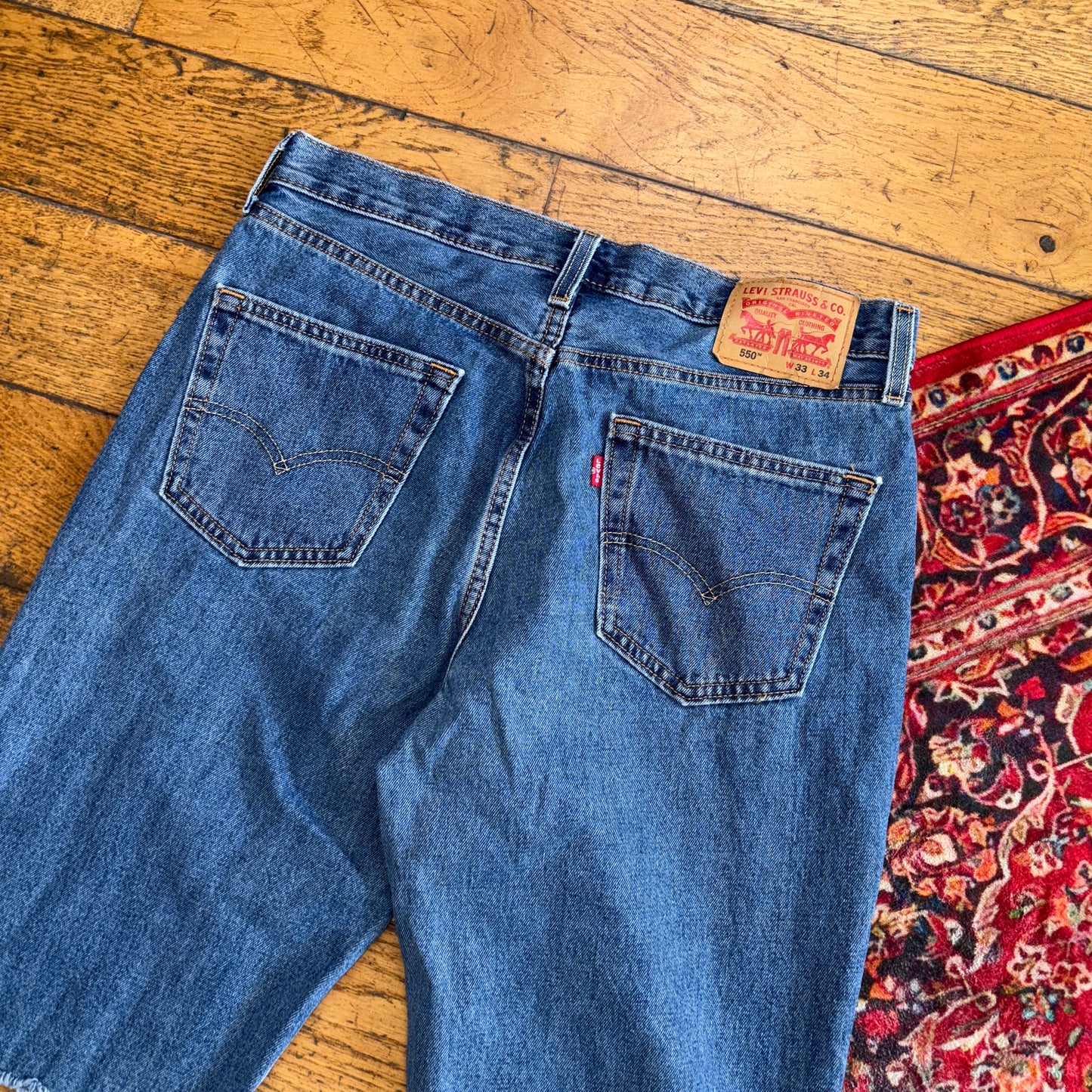 Vintage Levis 550 Baggy Blue Denim Shorts - 33