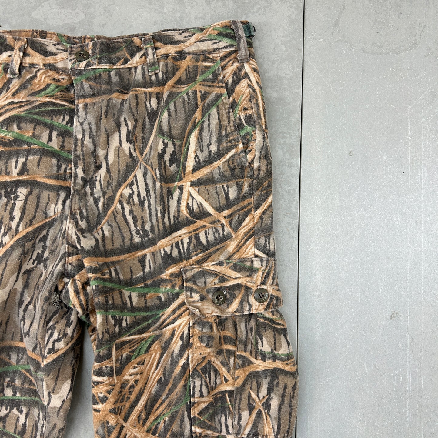 Vintage Real Tree Camo Baggy Khaki Cargo Workwear Hunting Trousers - 38 - 32