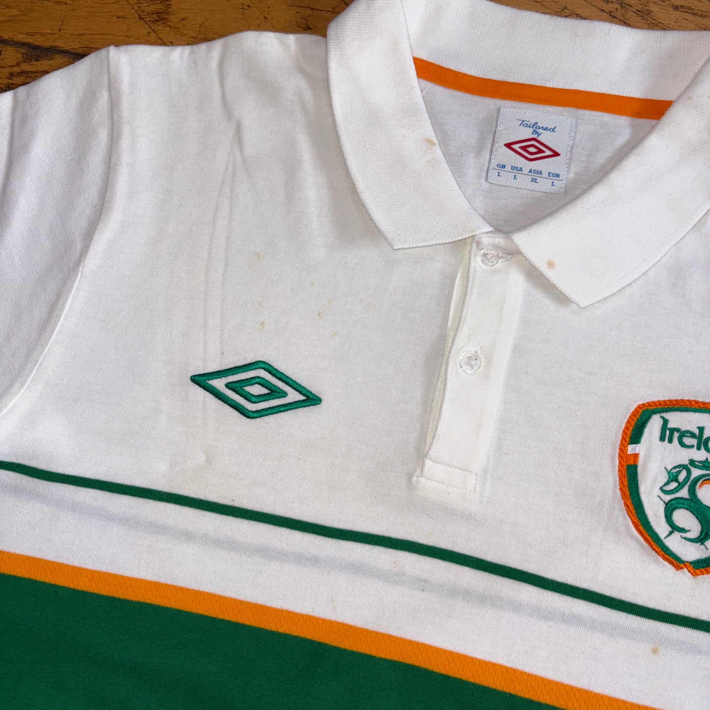 Vintage Umbro Ireland 06/07 White Football Polo Shirt - M