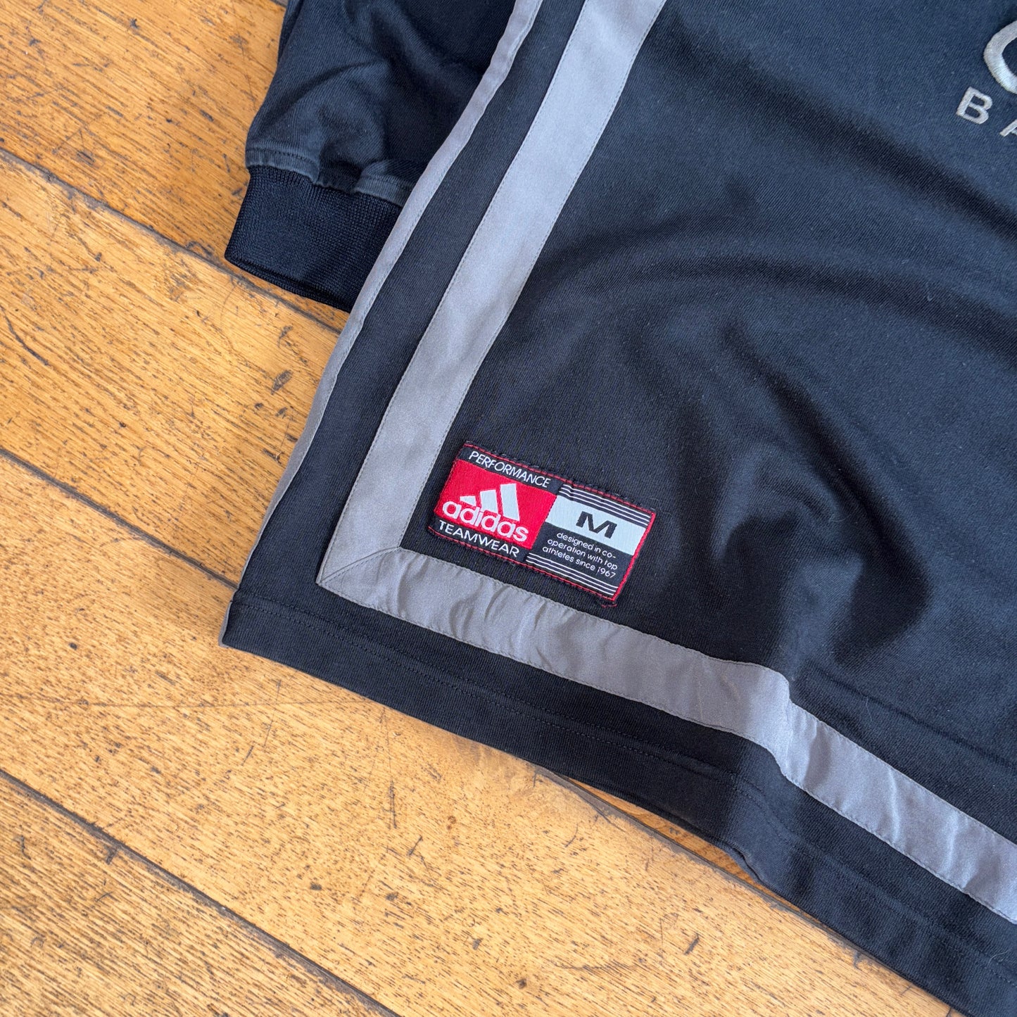 Vintage 90s Adidas Basketball Black Embroidered Sweatshirt - M