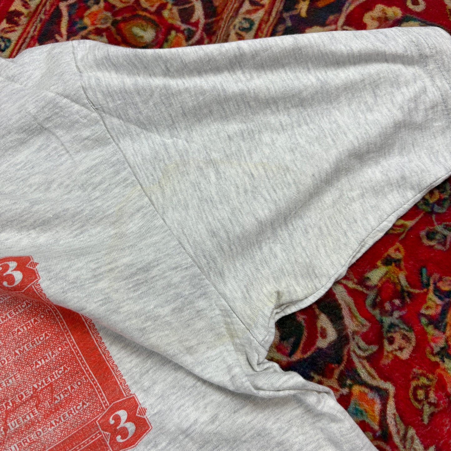 Vintage Cuban Pesos Grey Graphic T-Shirt - M