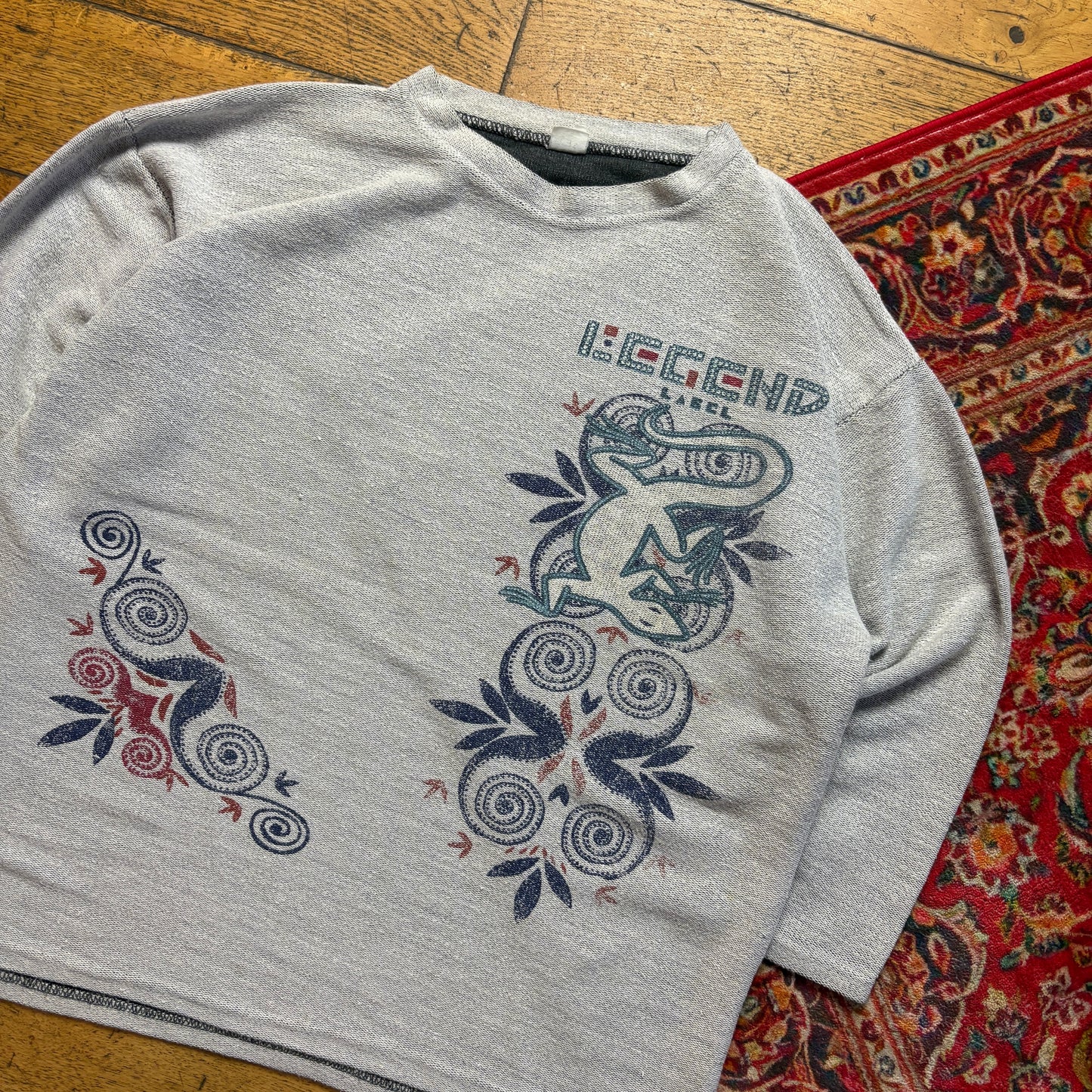 Vintage 90s Grey Graphic Lizard 3/4 Sleeve Sweatshirt - M