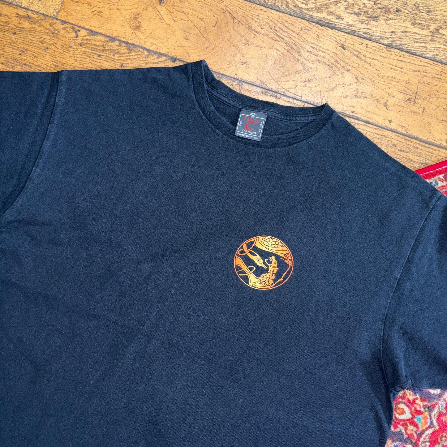 Vintage Celtic Black Graphic T-Shirt - XL