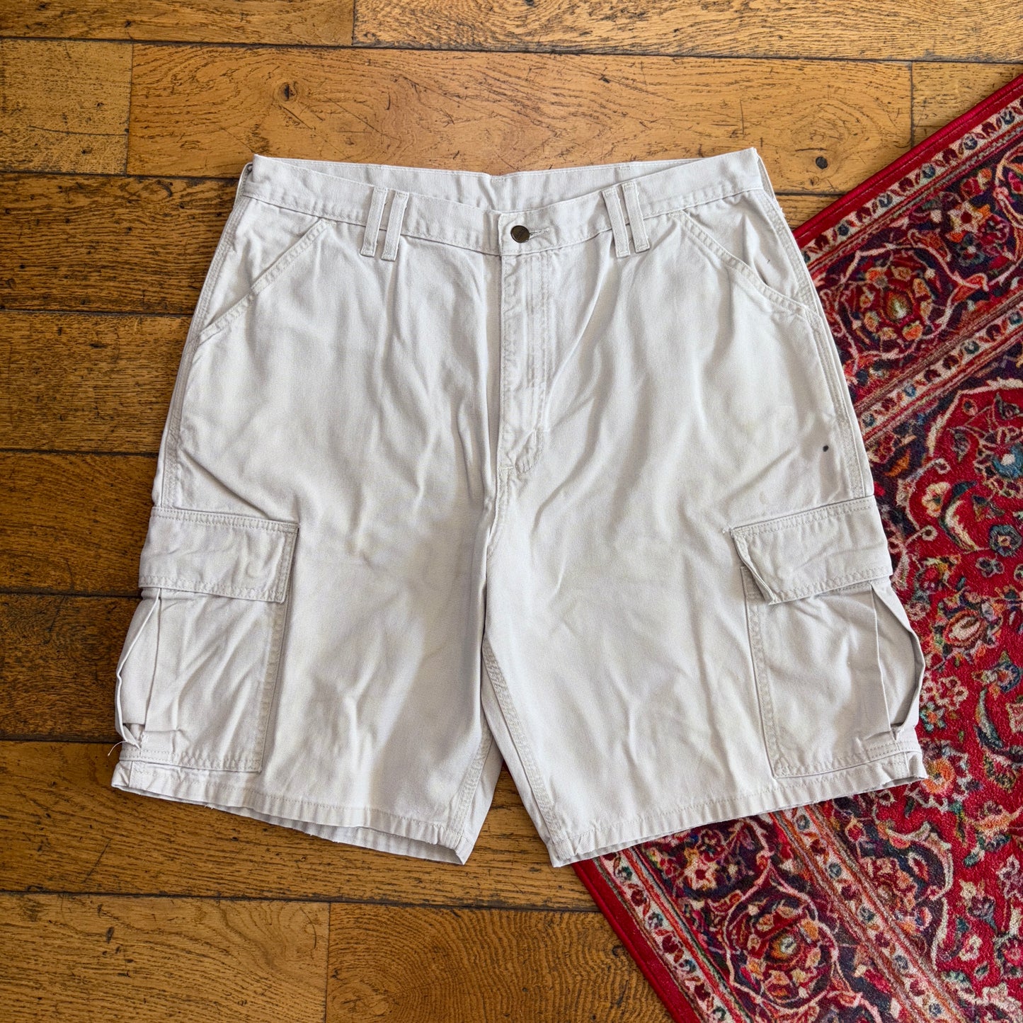 Vintage Carhartt Workwear Cream Baggy Carpenter Shorts - 36
