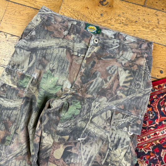 Vintage Real Tree Camo Green Hunting Workwear Trousers - 34