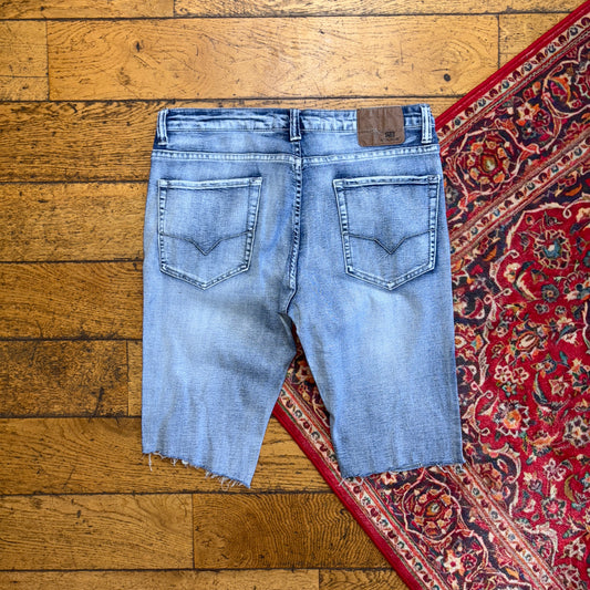 Vintage Blue Denim Shorts - 34