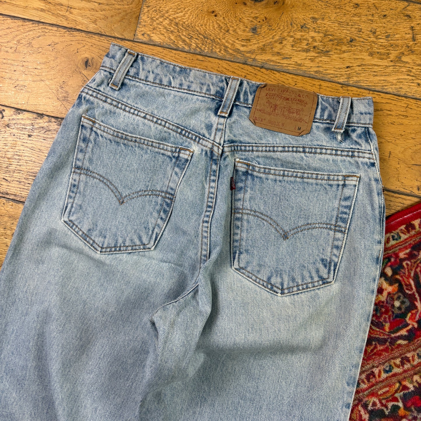 Vintage Levis 551 Tapered Relaxed Blue Denim Jeans - Size 10