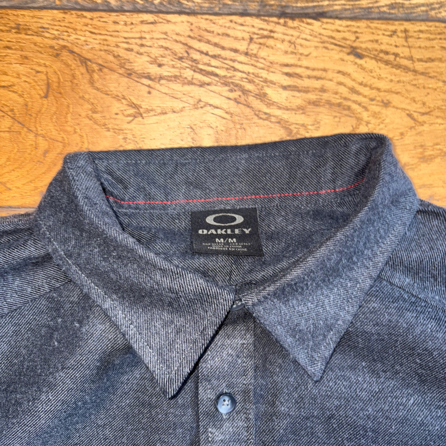 Vintage Oakley Grey Y2K Embroidered Shirt - M