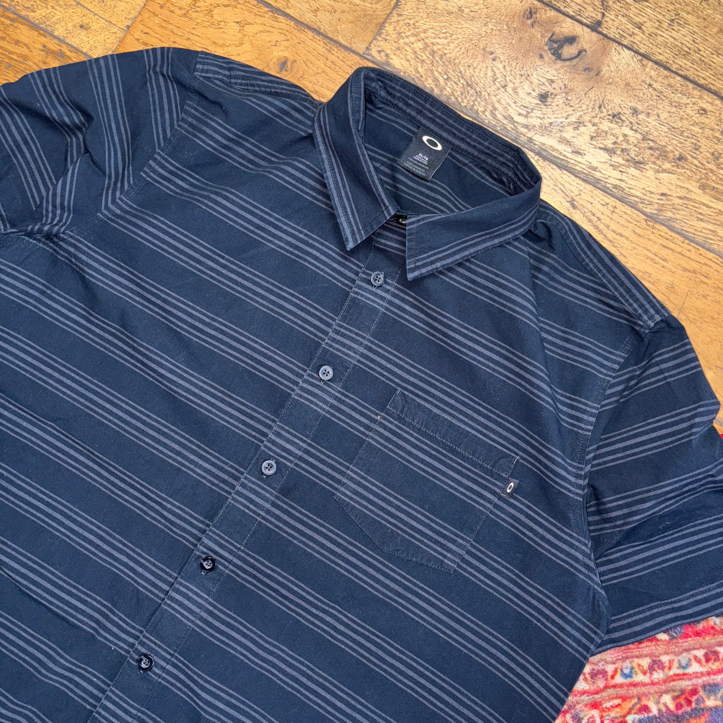 Vintage Oakley Black Stripe Short Sleeve Shirt -XL