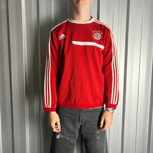 Vintage Adidas Bayern Munich Red Football Embroidered Sweatshirt - M