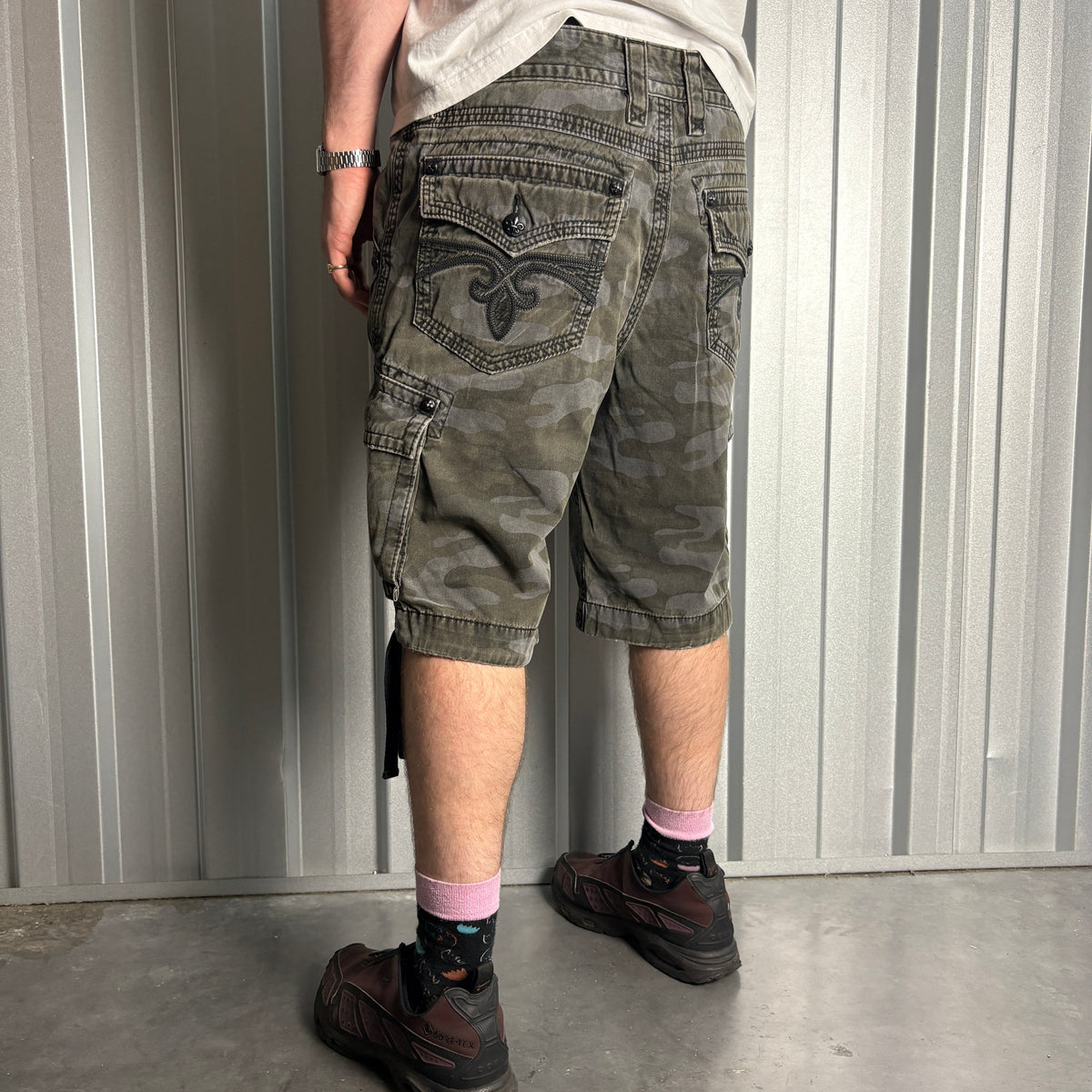 Vintage Rock Revival Grey Camo Embroidered Y2K Hip Hop Baggy Shorts - 36