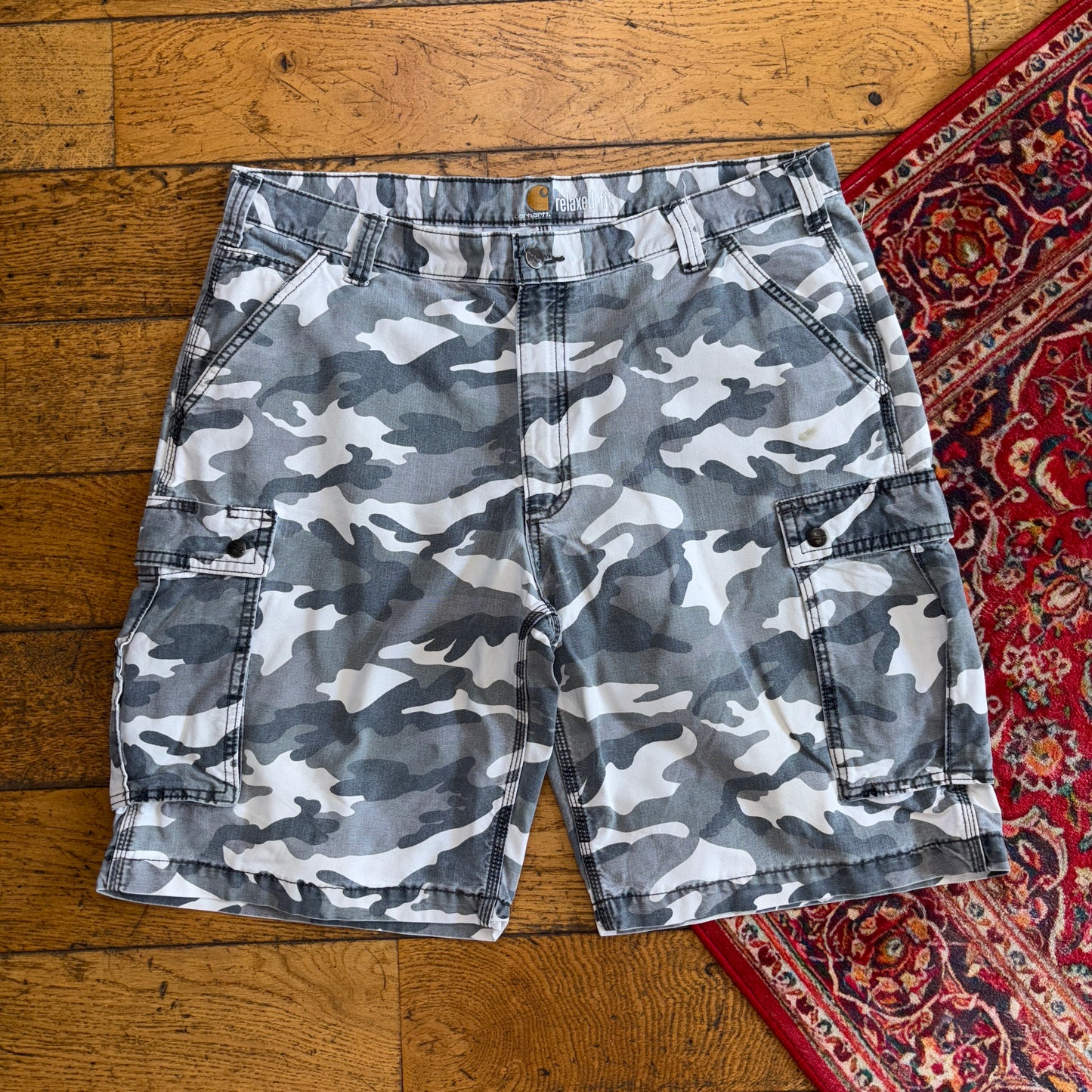 Vintage Carhartt Workwear Camo Baggy Carpenter Grey Shorts - 40