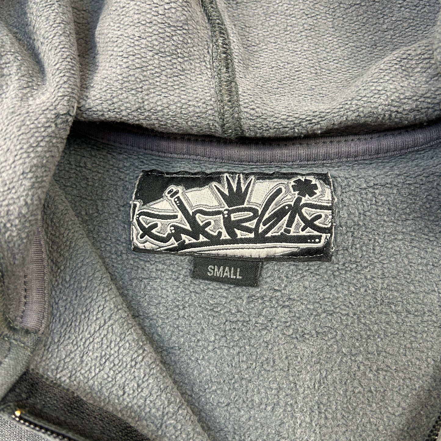 Vintage 00s Energie Skatewear Grey Embroidered Zip Hoodie Sweatshirt - S