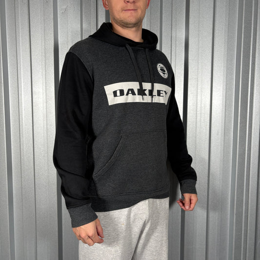 Oakely Grey Black Sweatshirt Hoodie - M