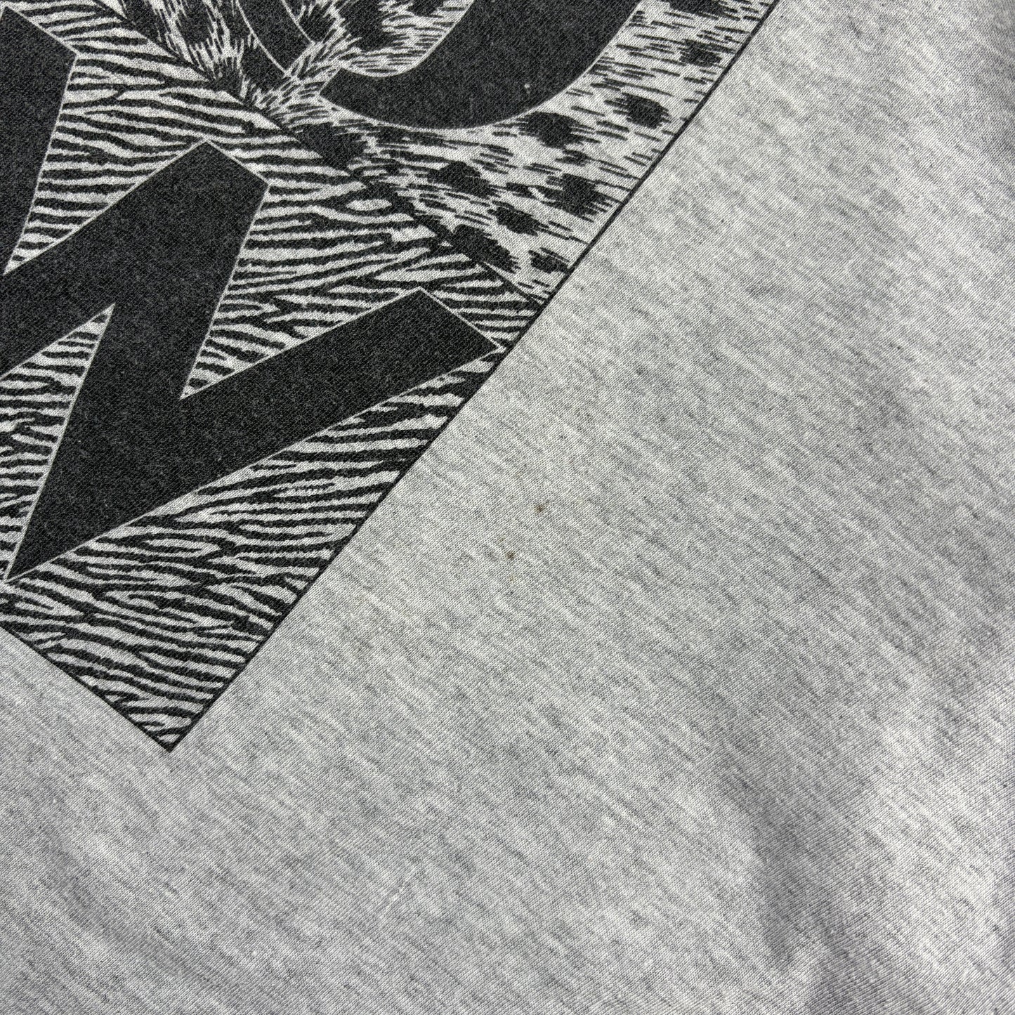 Vintage Grey Graphic T-Shirt - M