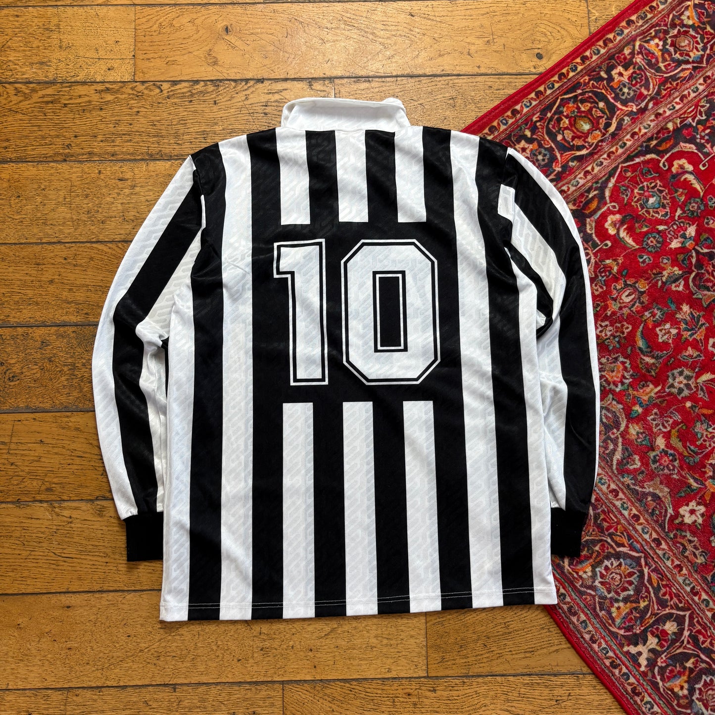 Vintage Black White Stripe Football Long Sleeve T-Shirt - M