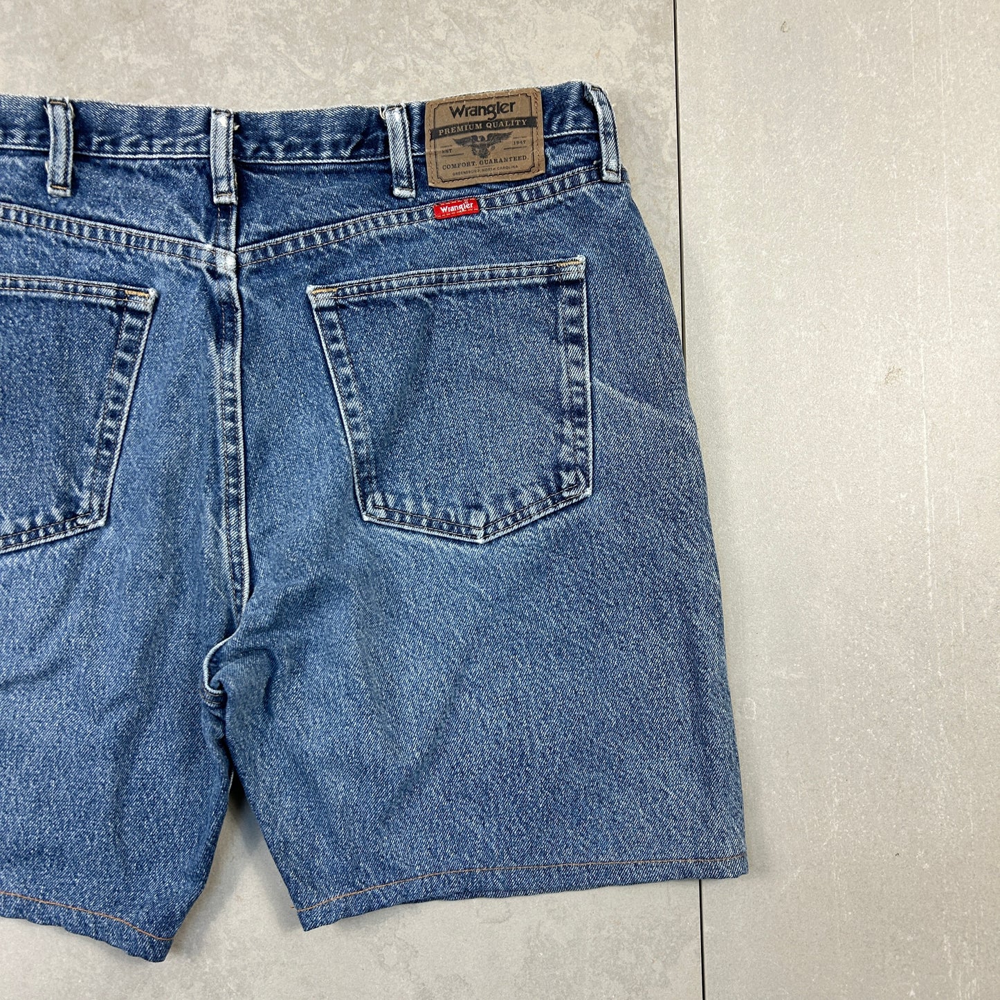 Vintage Wrangler Blue Denim Carpenter Baggy Shorts - 38
