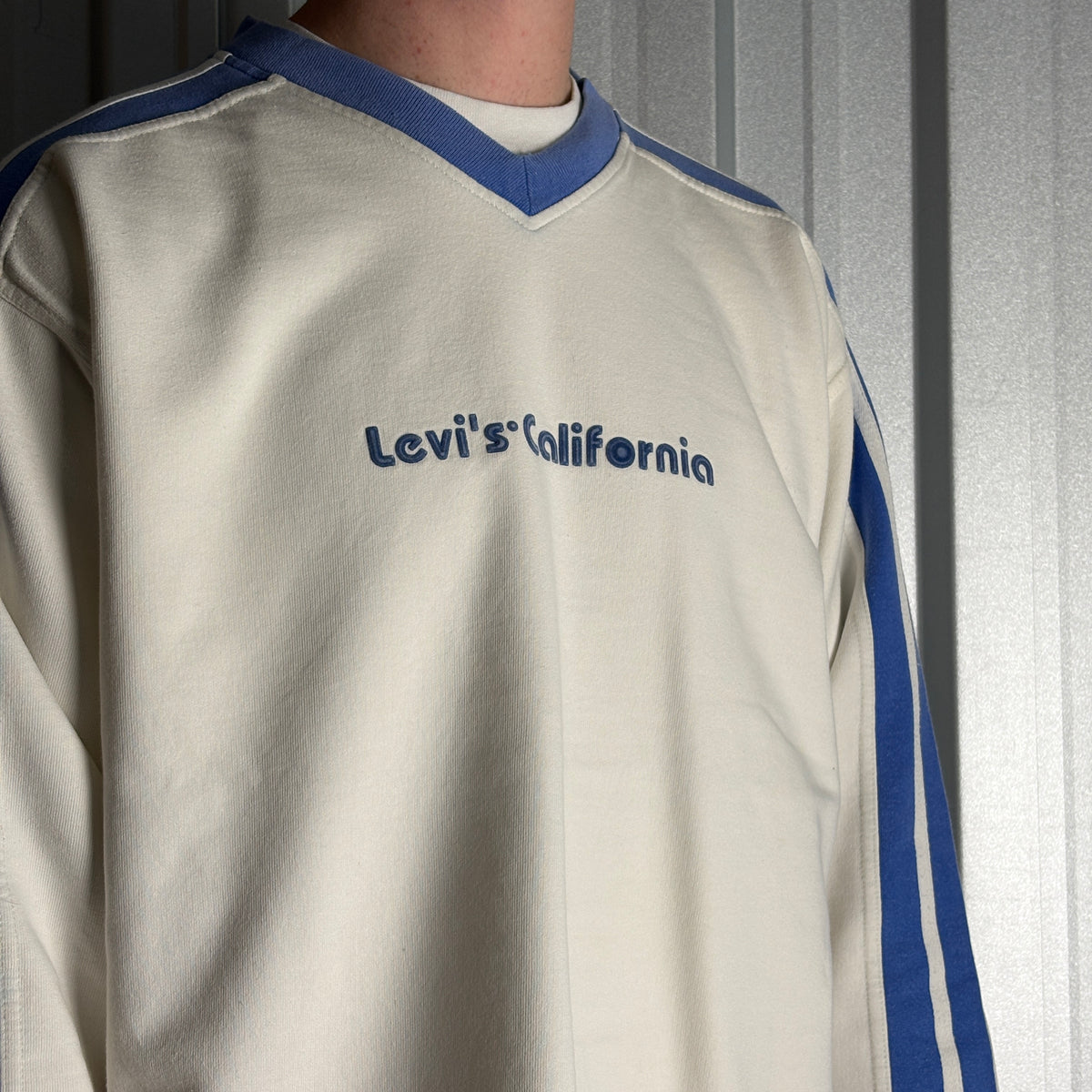 Vintage 90s Levi's White Blue Embroidered Sweatshirt - XL