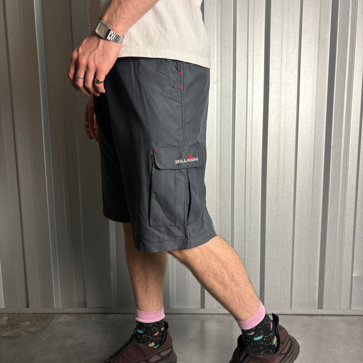Vintage Billabong Grey Embroidered Y2K Surfwear Baggy Swimming Shorts - 32