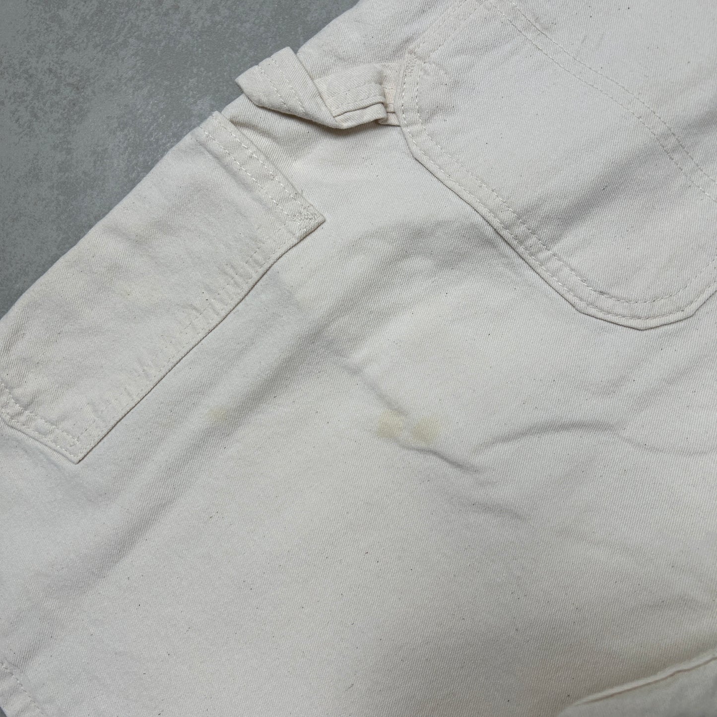 Vintage Carhartt Workwear Baggy Cream Carpenter Shorts - 38