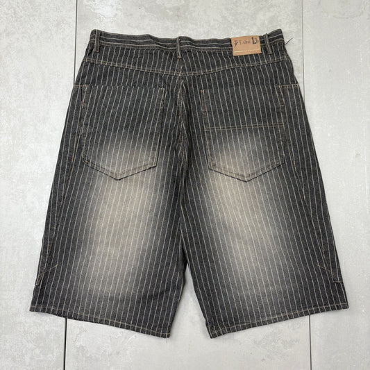 Vintage Pin Stripe Hip Hop Baggy Black Shorts Jorts - 40