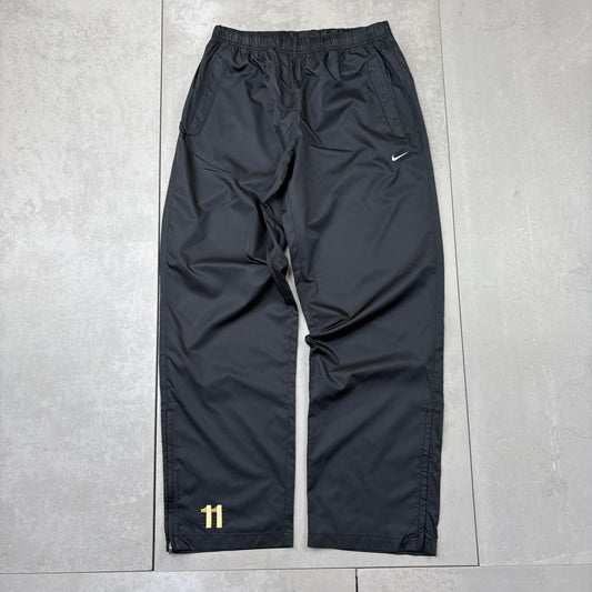 Vintage Nike Black Baggy Tracksuit Sweatpants Track Pants Bottoms - M