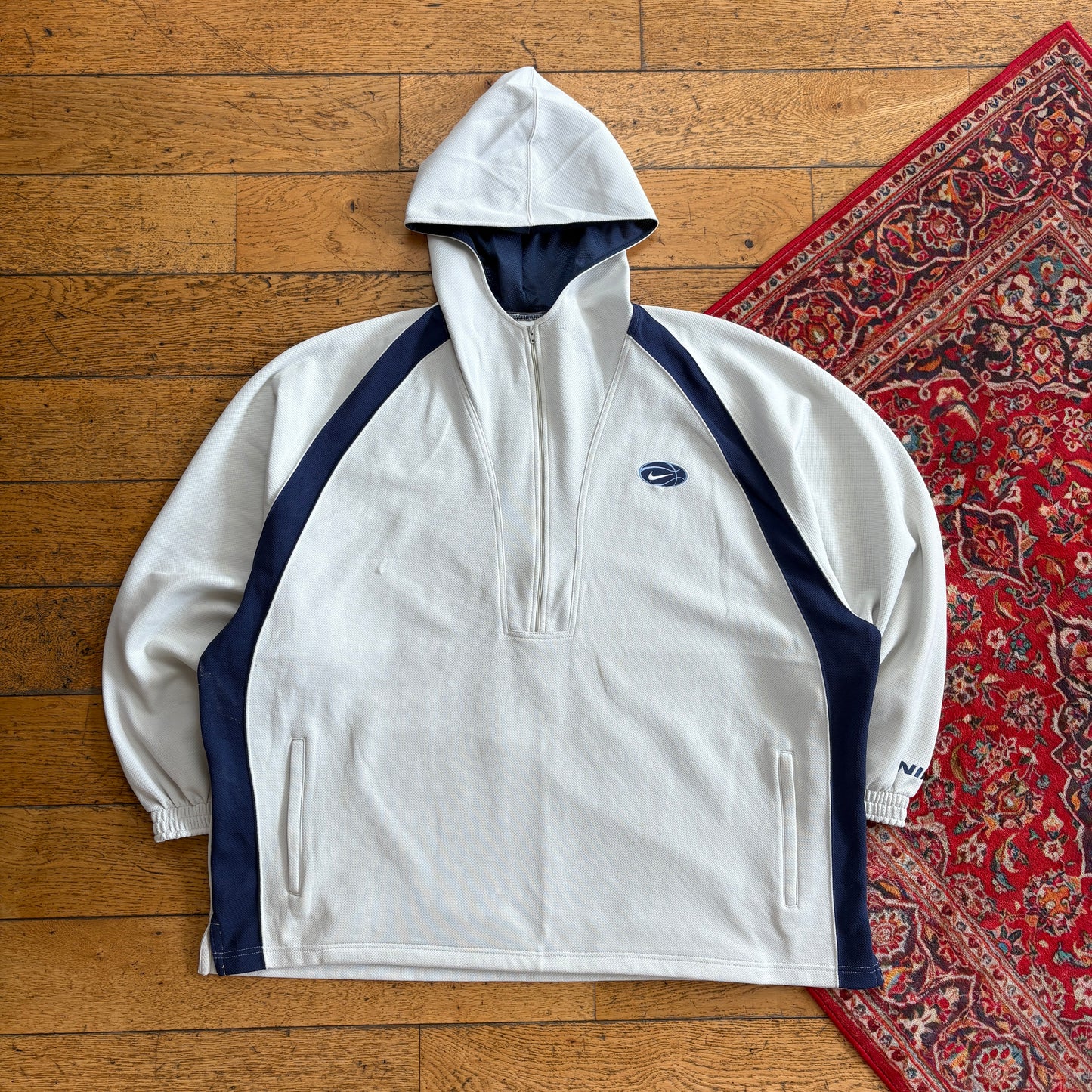Vintage 90s Nike Basketball Cream Navy Embroidered Sweatshirt - 3XL