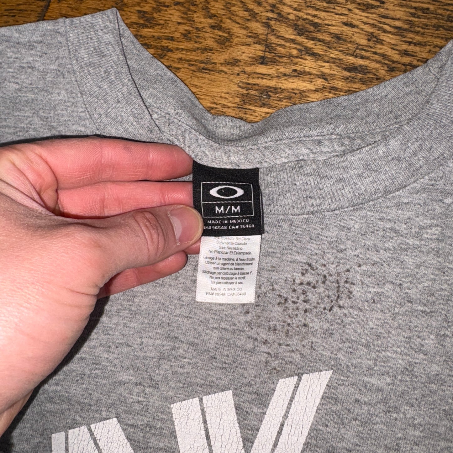 Vintage Oakley Grey Y2K Graphic T-Shirt - S