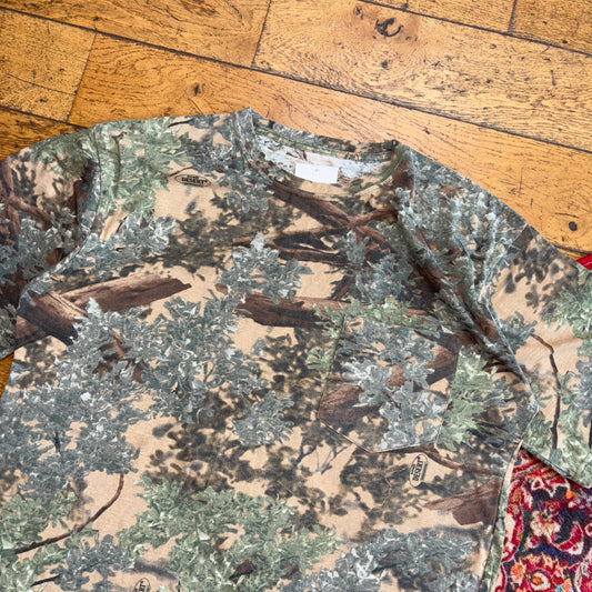 Vintage Realtree Camo Green T-Shirt - L