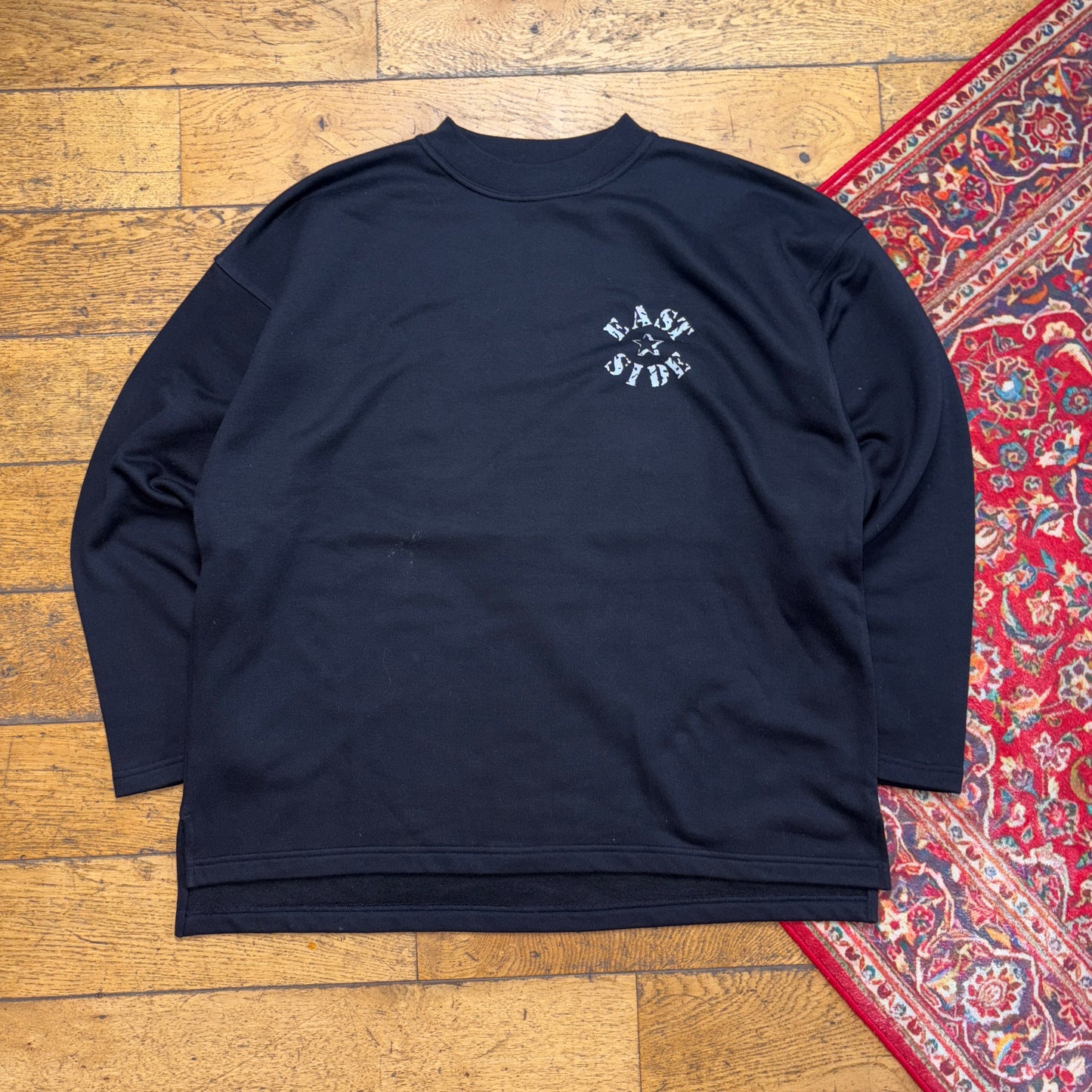 Vintage Black Long Sleeve Graphic T-Shirt - XL