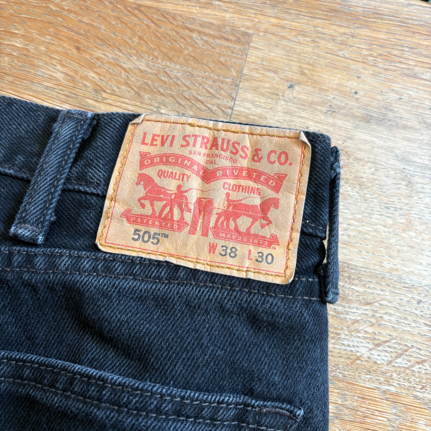 Vintage Levis 505 Baggy Black Denim Jeans - 38S