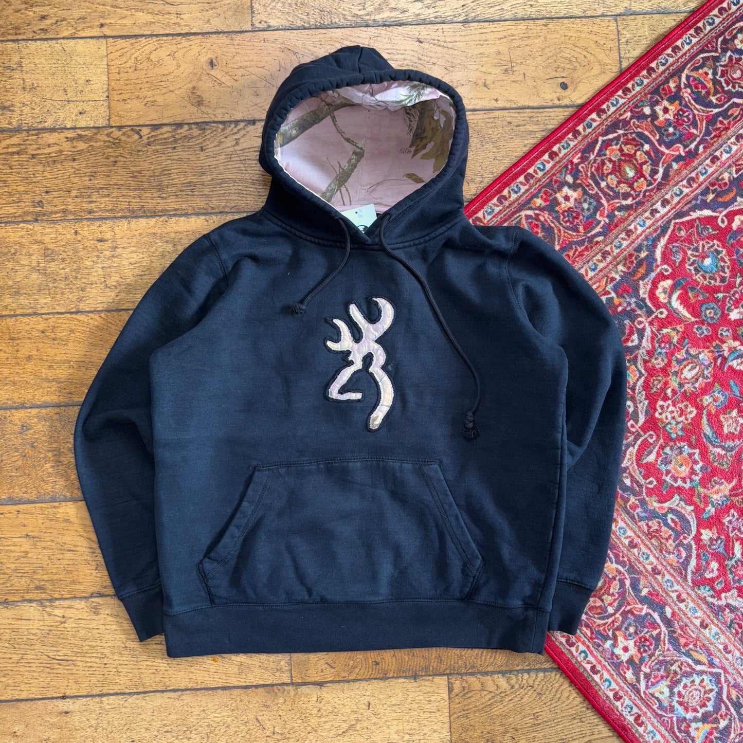 Vintage Realtree Black Camo Pink Hoodie Womens Embroidered Sweatshirt - L