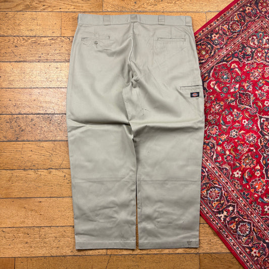 Vintage Dickies Cream 874 Skate Baggy Chino Trousers - 42