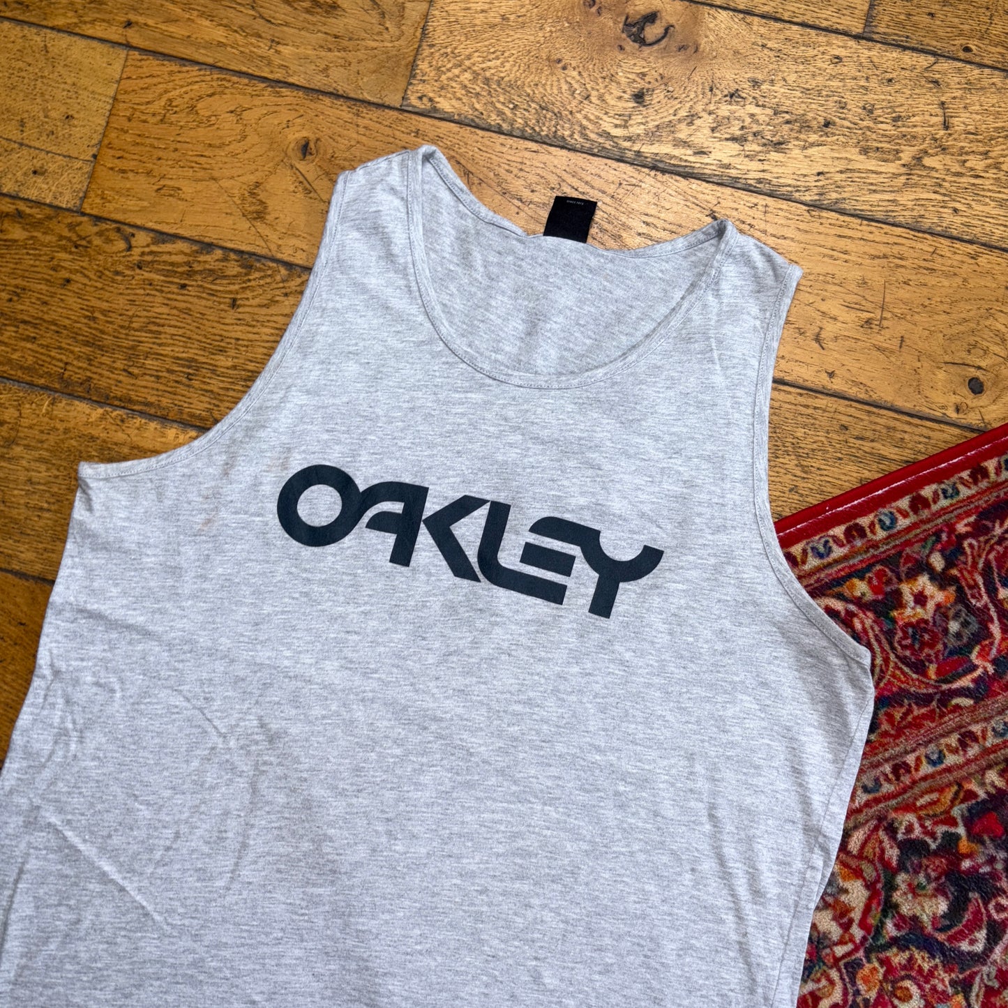 Vintage Oakley Grey Graphic Vest T-Shirt - S