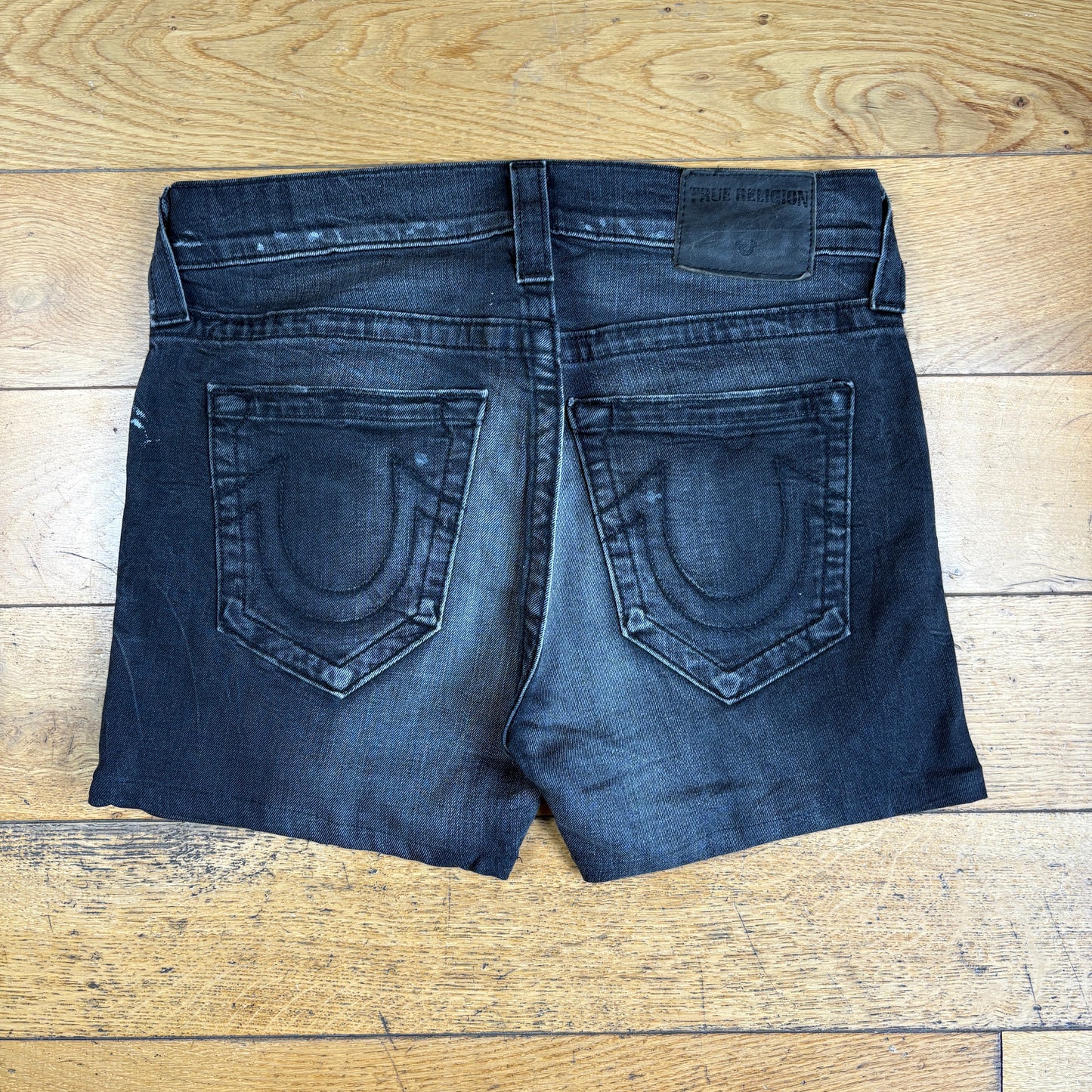 Vintage True Religion Black Embroidered Y2K Shorts Jorts - 30